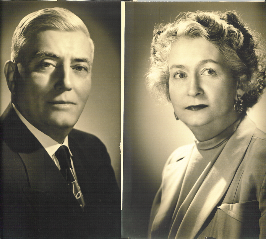 Parents of Doris Powers: James W. Hurt, Sr., and Mildred Devine Hurt, 1940s
